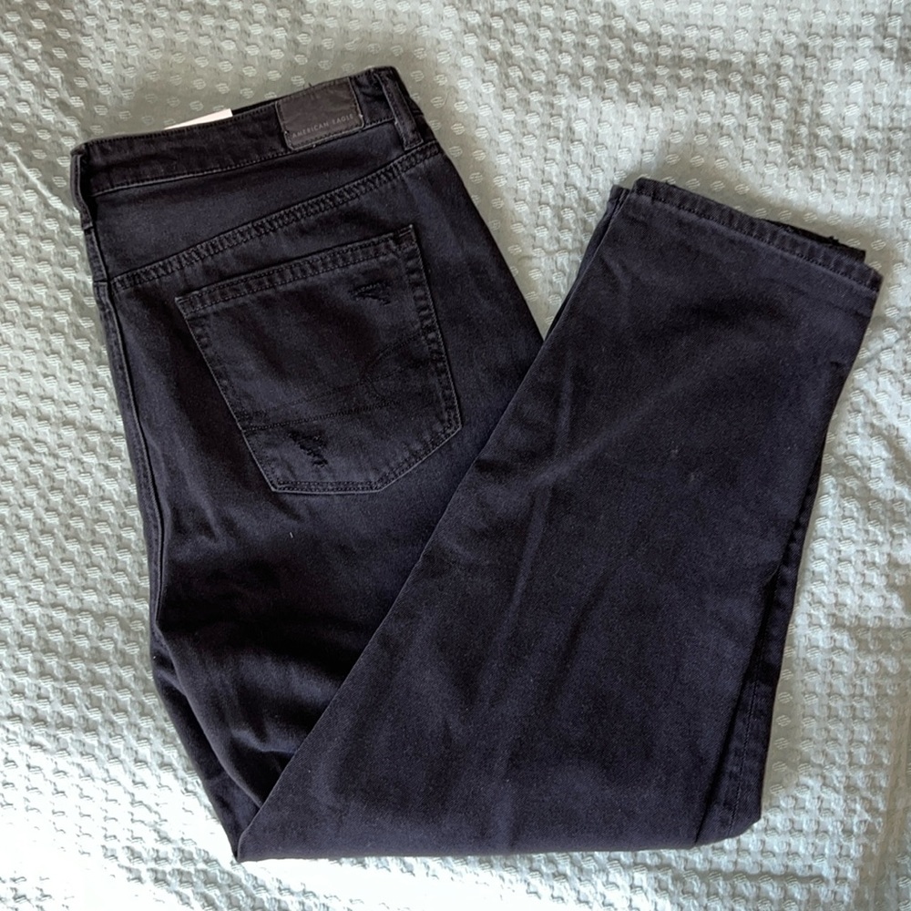 American Eagle Mom Straight Jean